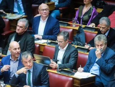 Κοινοβουλευτικό «μπάχαλο»: Τα σενάρια έπειτα από ενδεχόμενη διάλυση του Ποταμιού